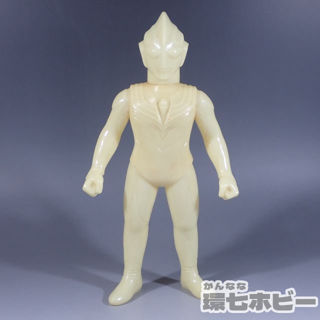 バンダイ B-CLUB ブルマァク Bクラブ ウルトラマンティガ 蓄光 ソフビ