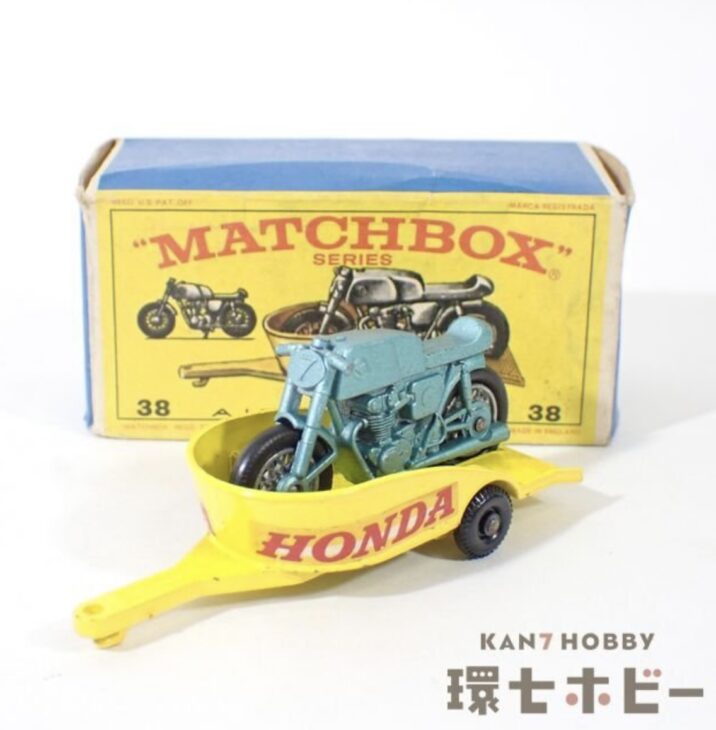 レズニー マッチボックス ホンダ トレーラー イギリス製 ミニカーをお