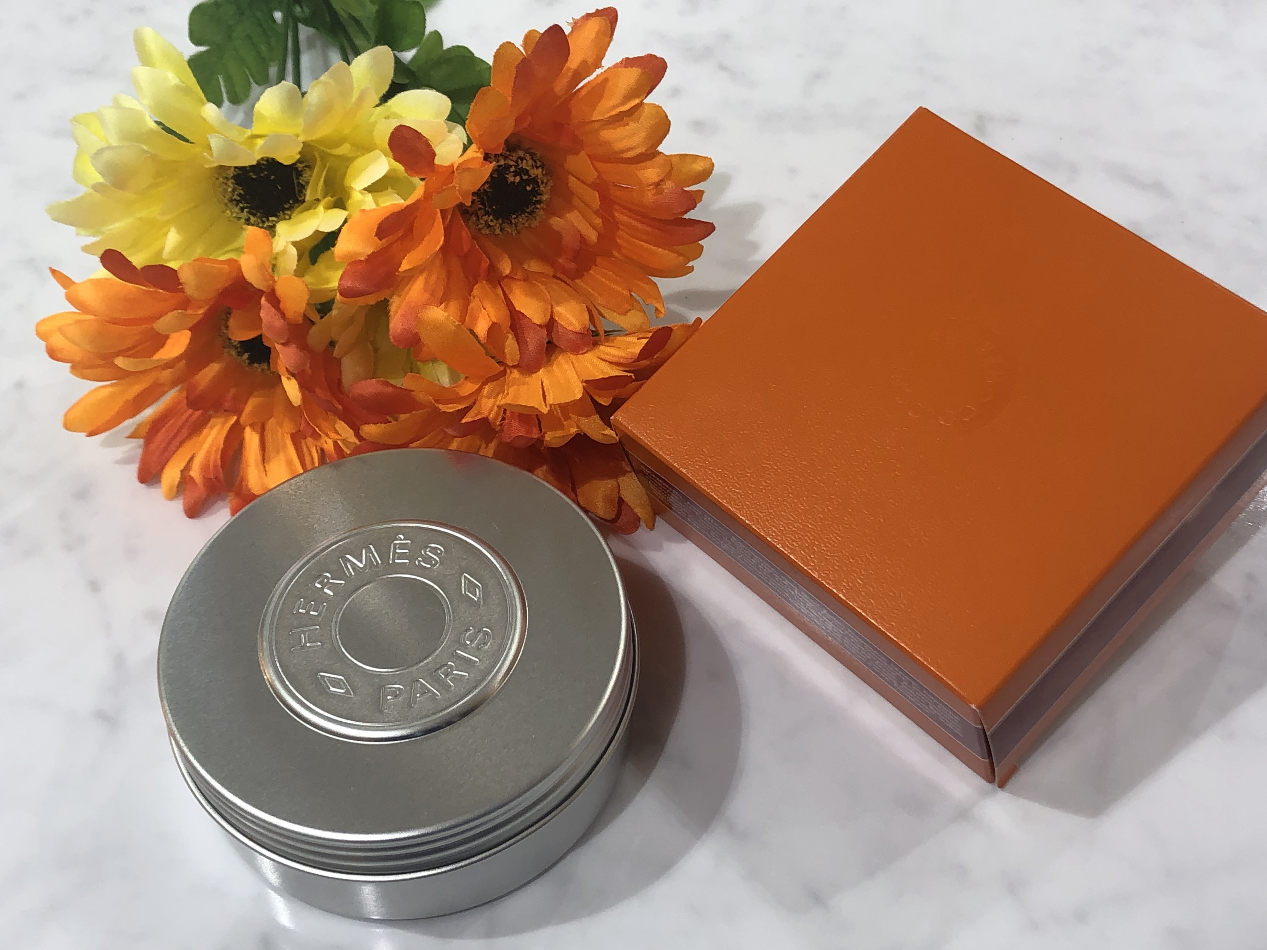 HERMES【エルメス】の《オー ドゥ ルバーブ エカルラット》ボディ