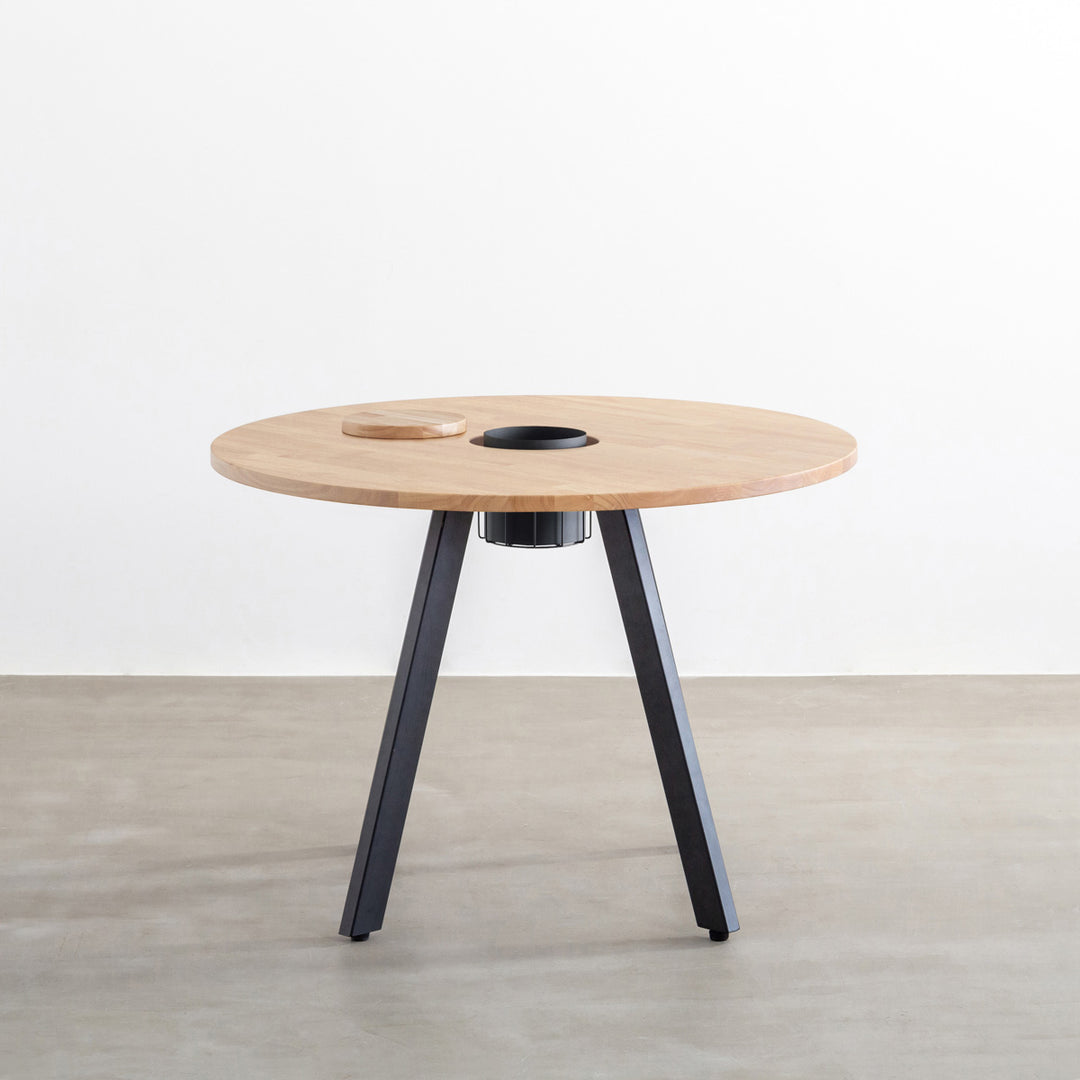 THE CAFE TABLE / ラバーウッド Black Steel 4pin × ラウンド φ81