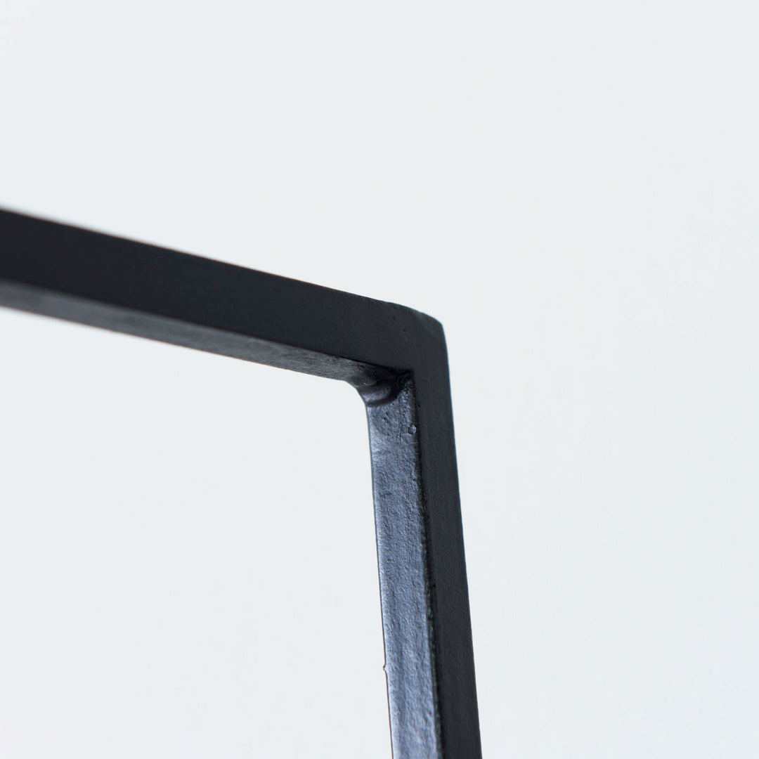 ミニマル アート ハンガーラック – KANADEMONO