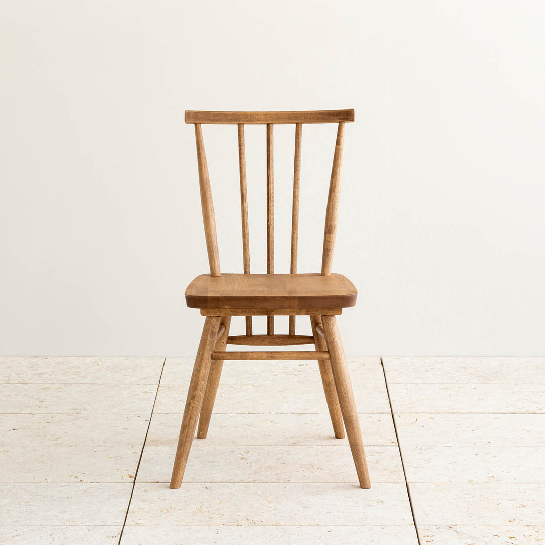 NaturalWoodColorSpokeChair01_1