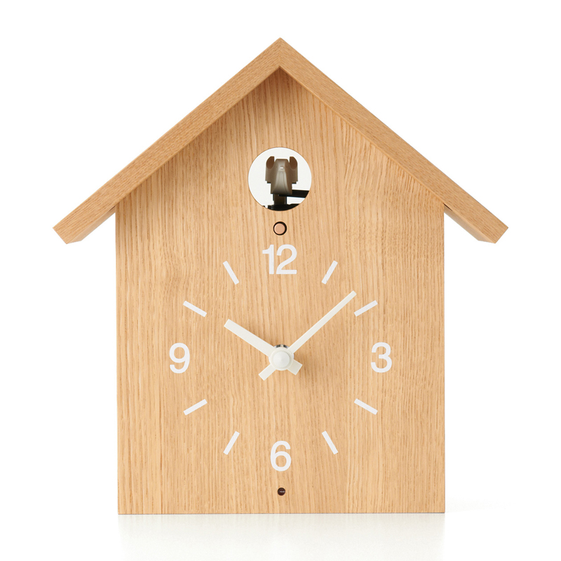 無印良品、クリ材の木目を活かした、シンプルデザインの鳩時計を180台