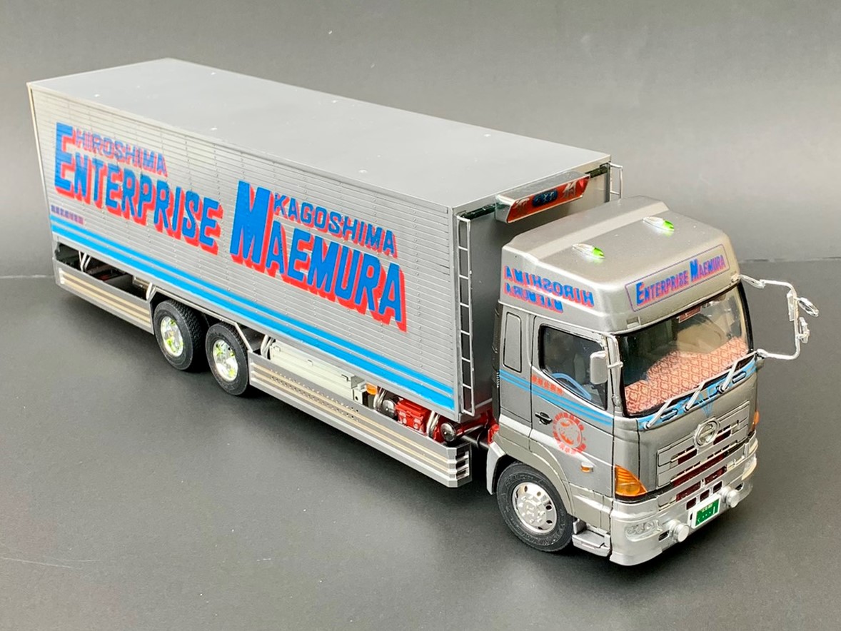 アオシマ 1/32 デコトラ 颯大丸 – 模型製作 かえる工房