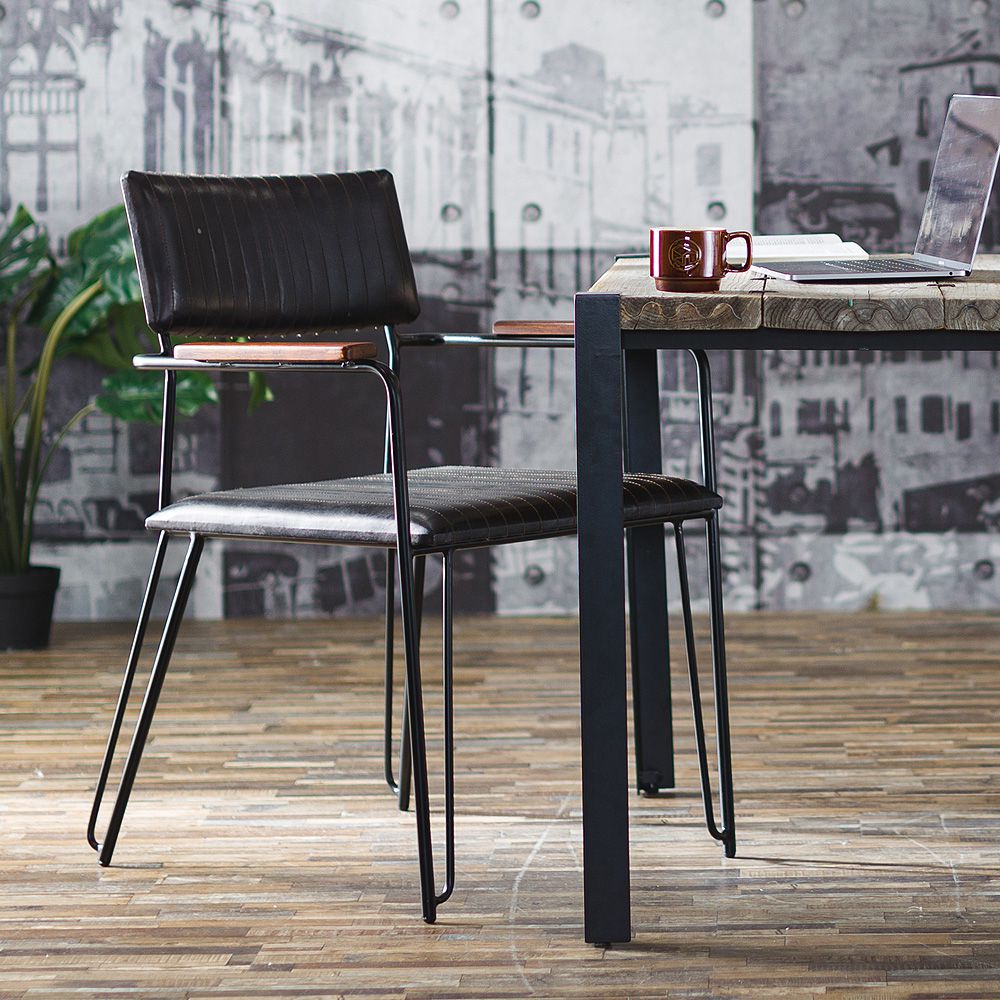 アイアンレザーアームチェア ナーリヤル 家具の製造・販売 友安製作所