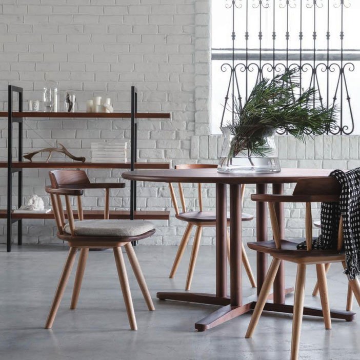 サイズオーダー可能なラウンドテーブル REAL | 国産家具とオーダー家具