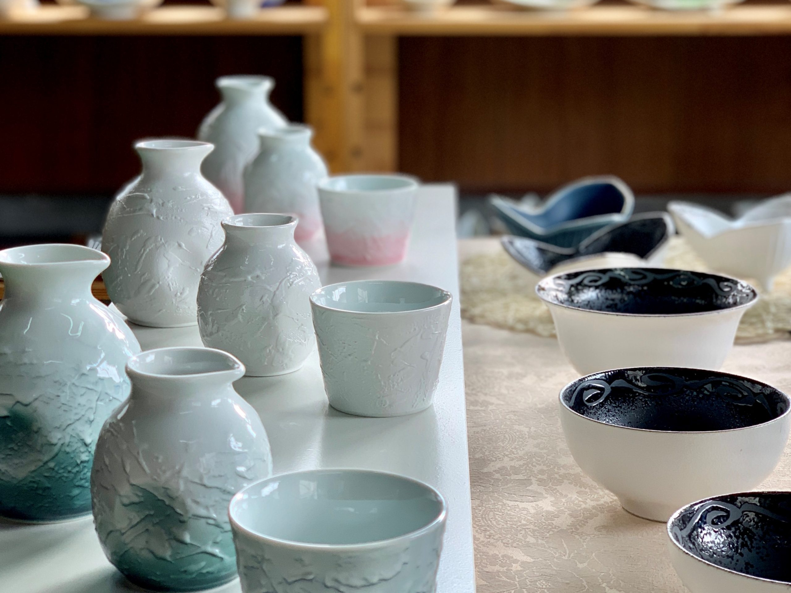 有田焼窯元 貝山窯 - 有田焼の窯元 プロユースの器をお手元へ