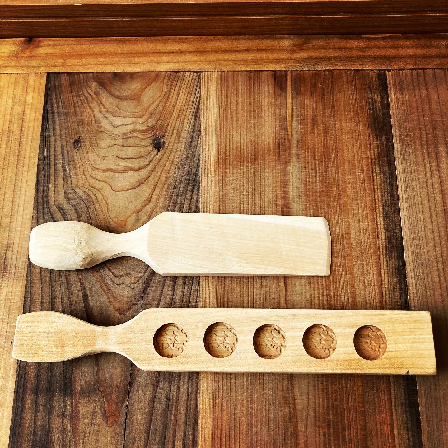 木型」と「和三盆」