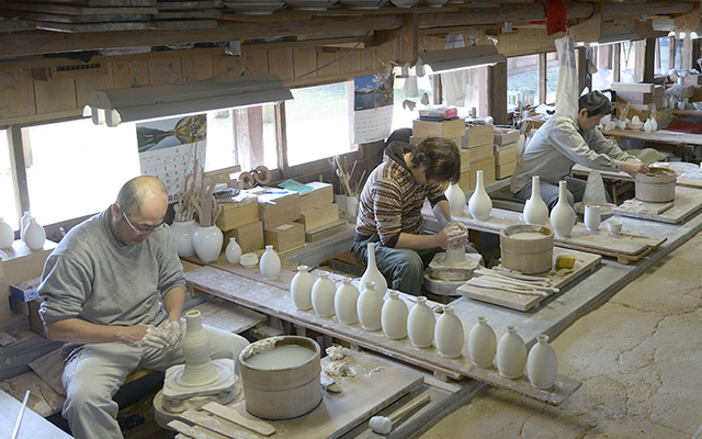 公式】柿右衛門窯