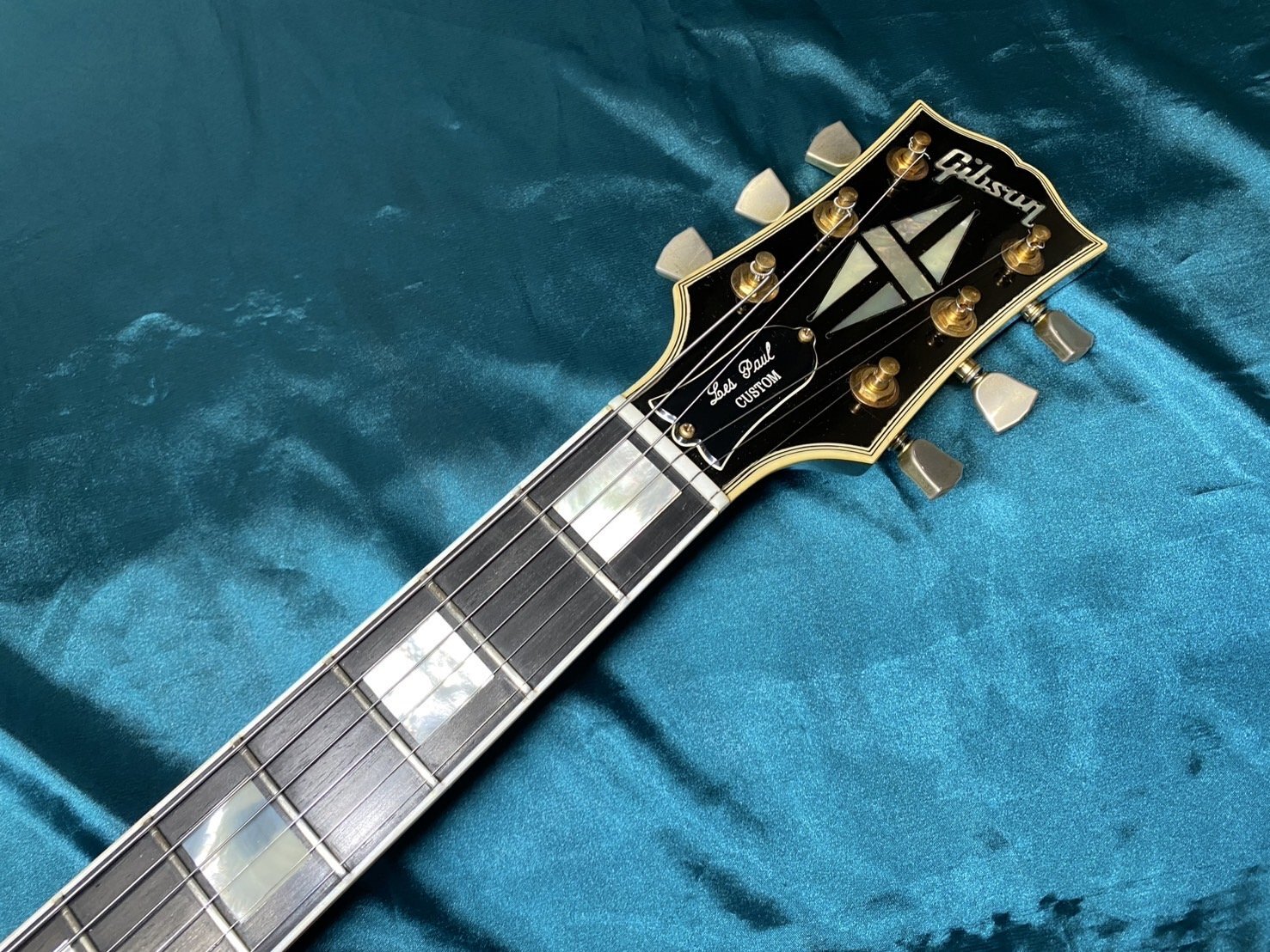 Gibson / Les Paul Custom 2001年製 - KALEIDO GUITAR ギター・ベース