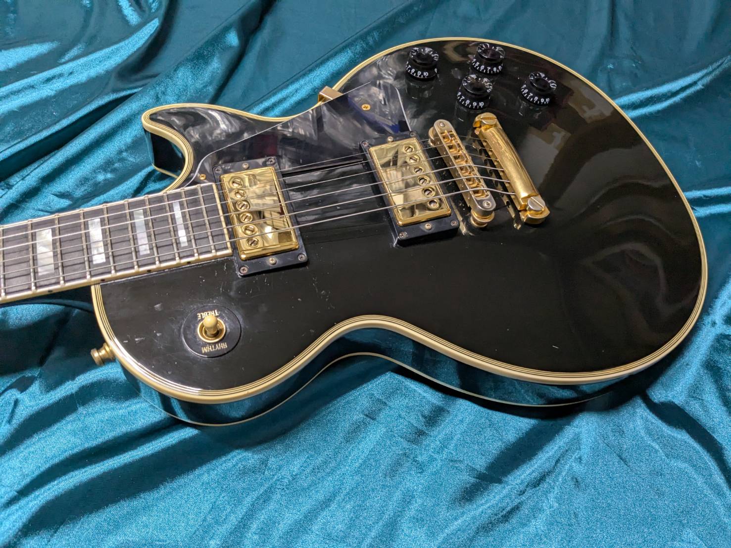 Gibson / Les Paul Custom 2001年製 - KALEIDO GUITAR ギター・ベース