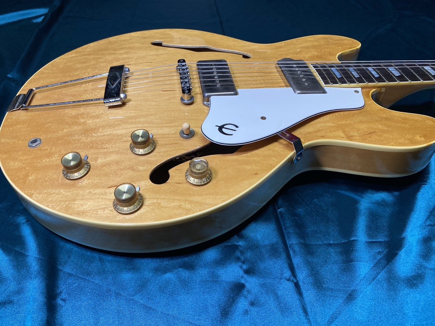 Epiphone / CASINO 81年 ベージュラベル 日本製 - KALEIDO GUITAR