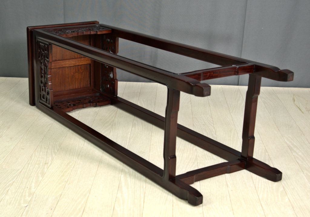 花台: 花梨 角高卓(中国製) no.8804 / 唐木家具OSAKA