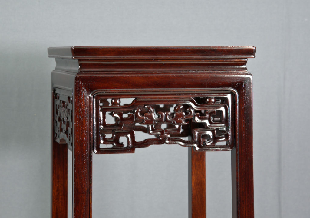 花台: 花梨 角高卓(中国製) no.8804 / 唐木家具OSAKA