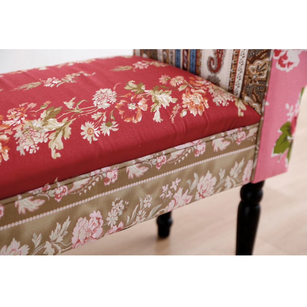 廃番】ウィングパッチワークレッド ベンチ - ベンチの通販 ｜【KARE