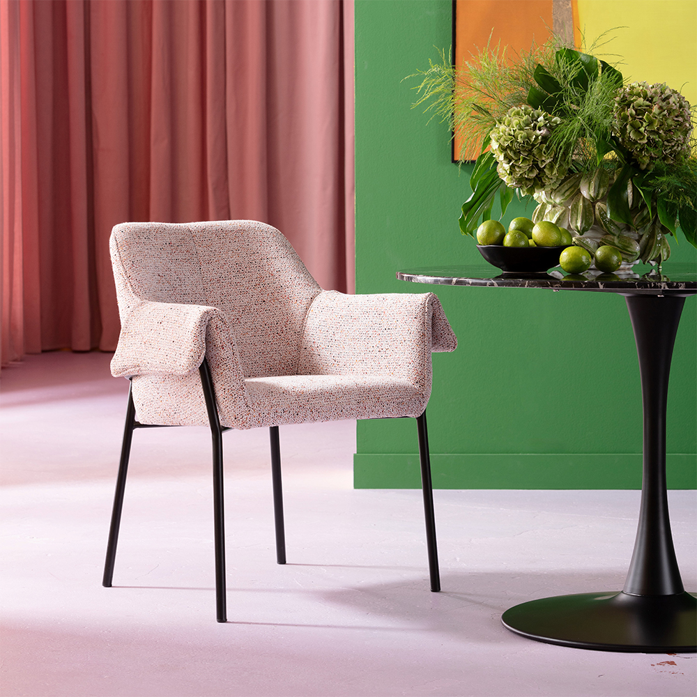 ベス ベージュフリッター アームチェア - ダイニングチェアの通販