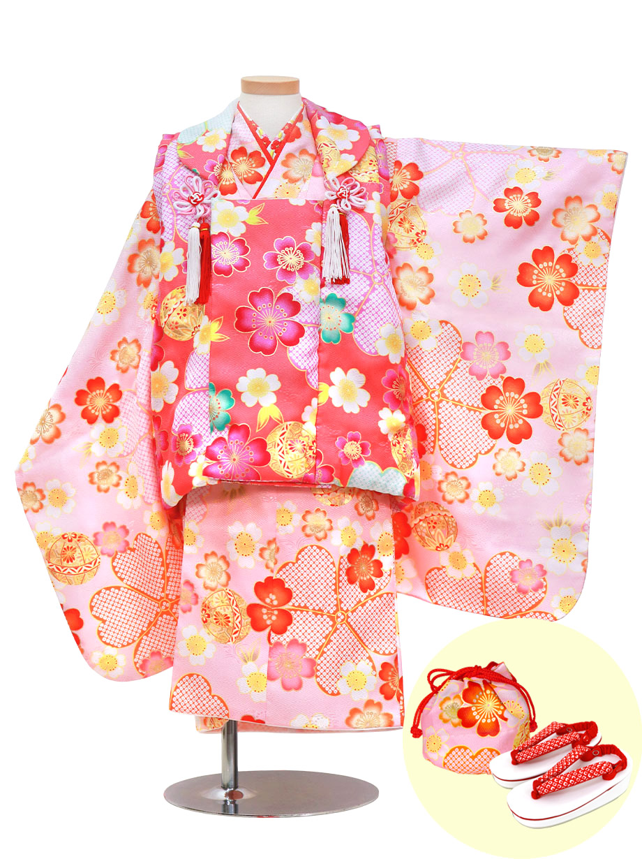 淡ピンク地に桜と鞠の着物、ピンク地に桜と鞠の被布コートセット