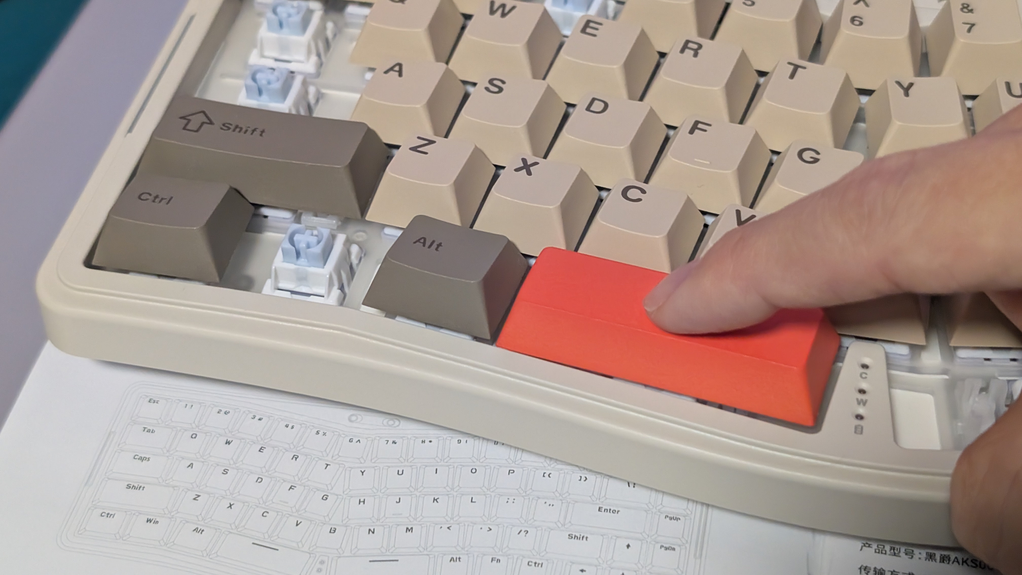 価格破壊】AJAZZ AKS068 Proをレビュー！メカニカル＆ALICE配列の激安