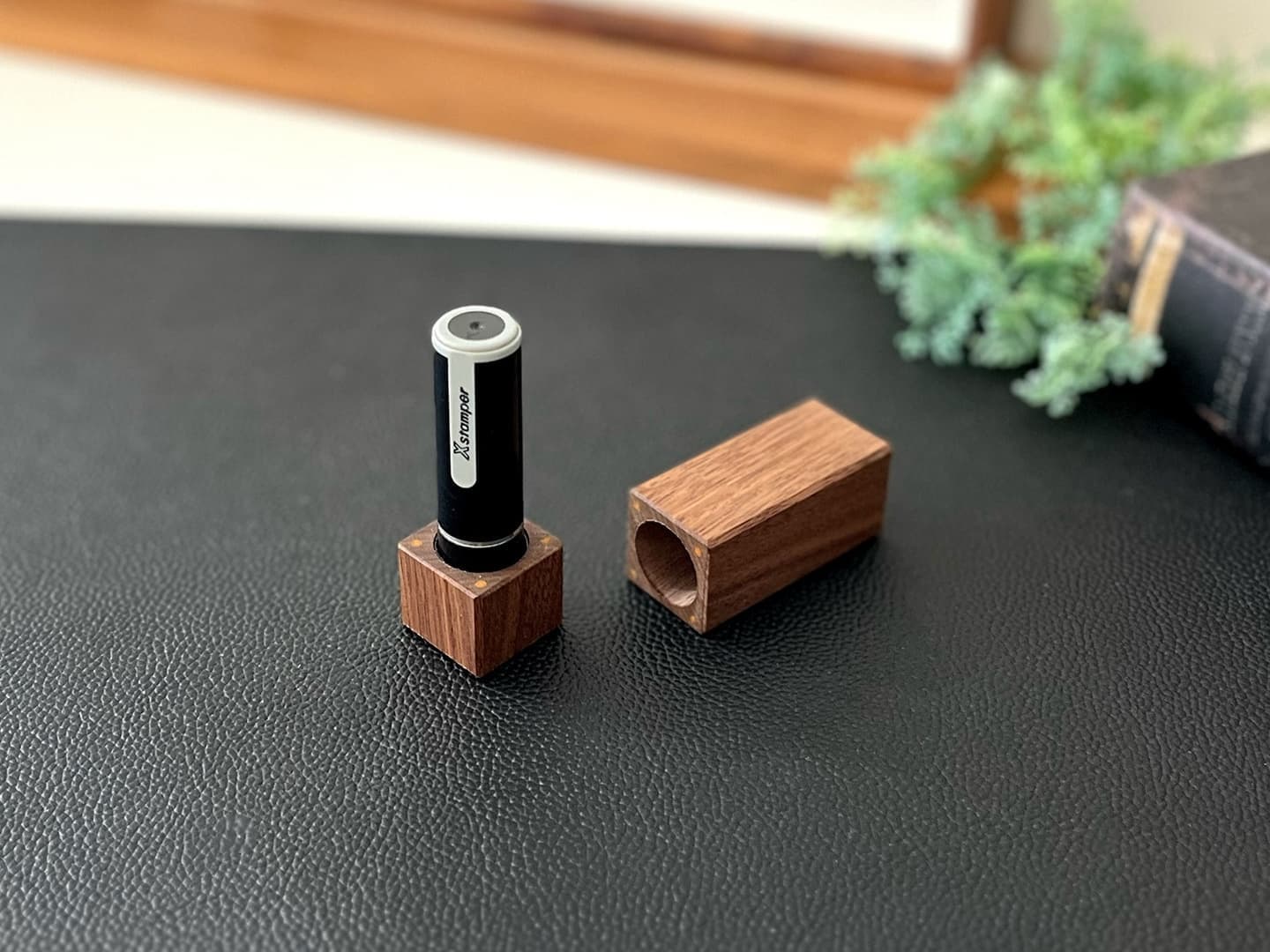 km-77_印鑑ケースof加藤木工株式会社