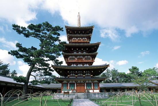 奈良の塔 薬師寺三重塔・西塔