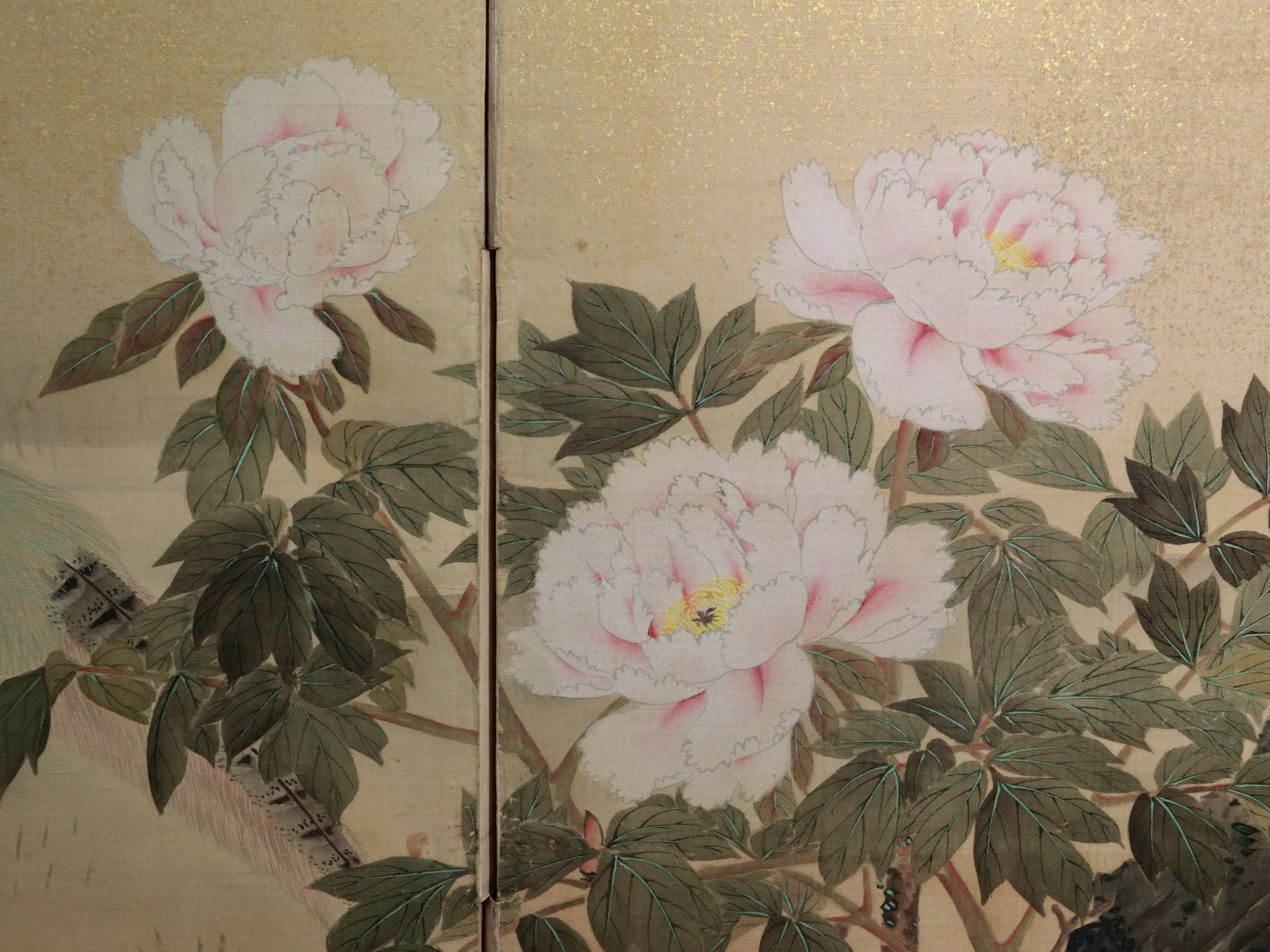 商品詳細（二枚折屏風 白牡丹に雉文）｜京都の古美術、古美術買取なら