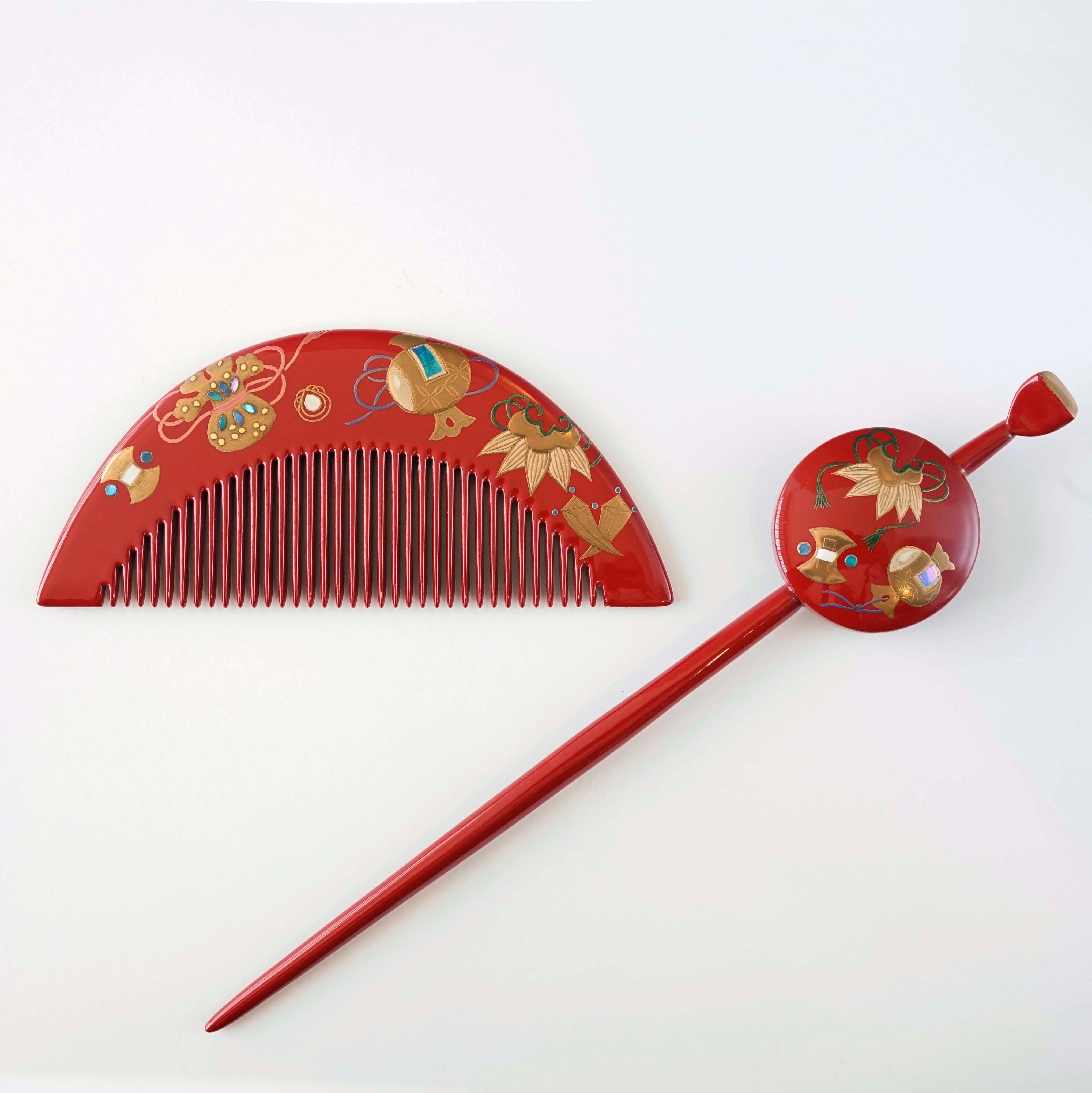 本漆純金蒔絵螺鈿 櫛・平打ちセット 宝尽し文様（黒） | かづら清老舗