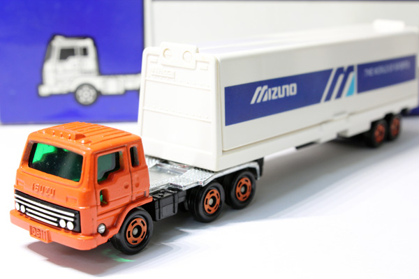 ミニカー＆TOY KENBOX（ケンボックス）【絶版】ロングトミカ☆L16