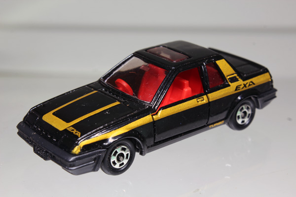 ミニカーショップ ケンボックス トミカ 黒箱☆22☆日産パルサーEXA（黒
