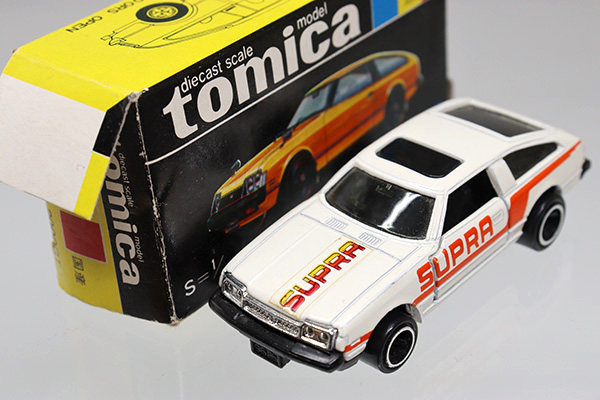 ミニカーショップ ケンボックス トミカ 黒箱☆33☆トヨタセリカ