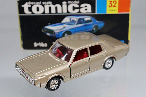 ミニカーショップ ケンボックス トミカ 黒箱☆32☆トヨタニュー