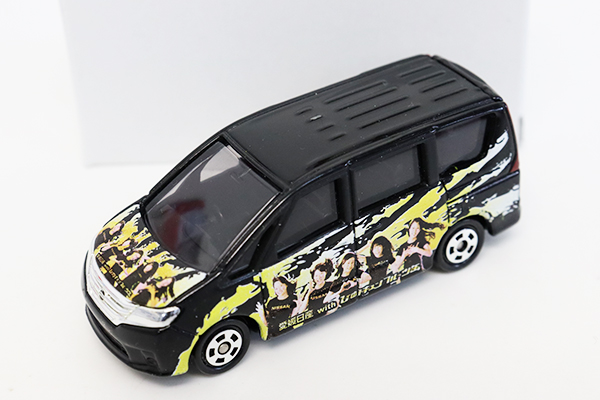 ミニカーショップ ケンボックス 箱なしトミカ☆99☆日産セレナ 愛媛