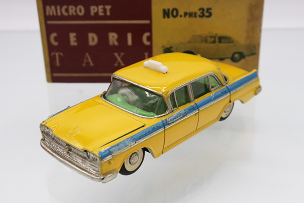 ミニカーショップ ケンボックス 大盛屋☆PHE.35☆日産セドリック 構内