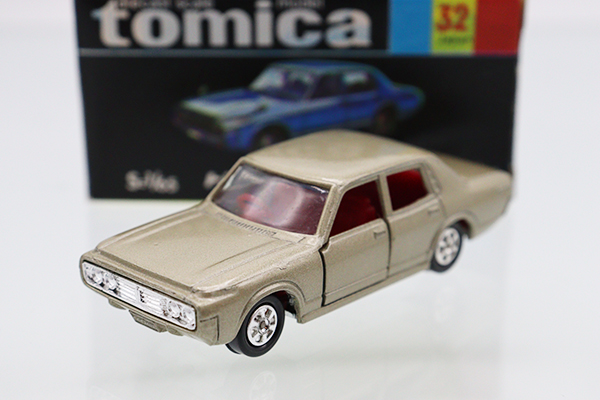 ミニカーショップ ケンボックス トミカ 黒箱☆32☆トヨタニュー