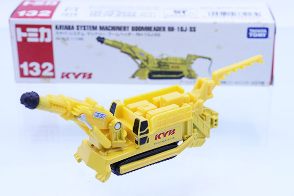 ミニカーショップ ケンボックス ロングトミカ☆132☆カヤバシステム