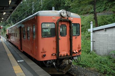 大糸線キハ52 156首都圏色