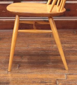 徹底解説】アーコールのクエーカーチェアとは | 【世界基準の品質