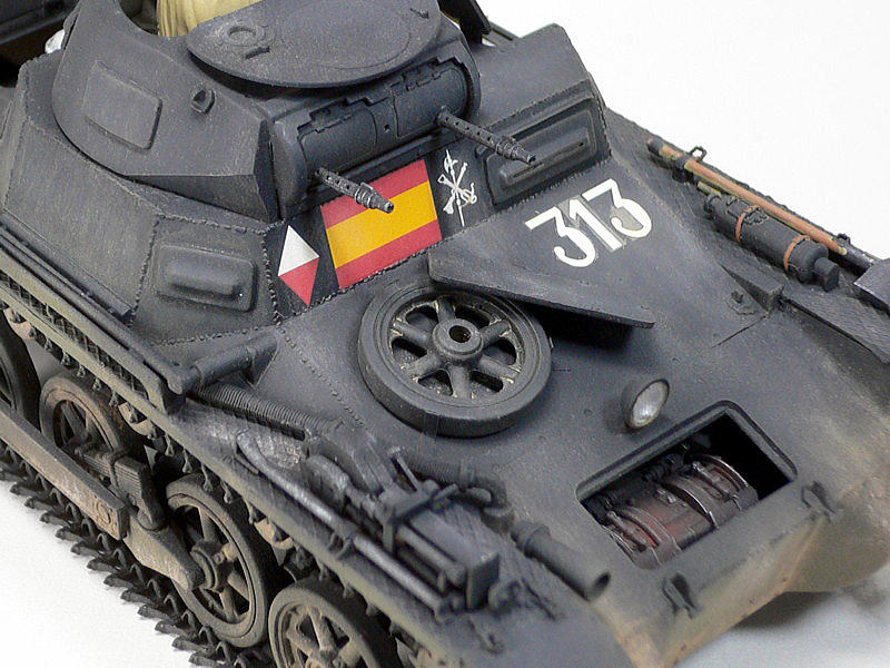 I号戦車A型 スペイン内戦フランコ軍軽戦車 トライスター 1/35 組立と
