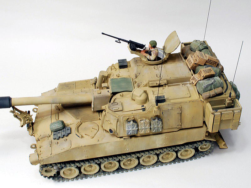 M109A6 パラディン アメリカ軍自走砲 イタレリ 1/35 組立と塗装・製作