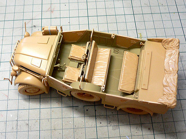 シュタイヤー1500A/01 ドイツ軍大型軍用乗用車 タミヤ 1/35 組立と塗装