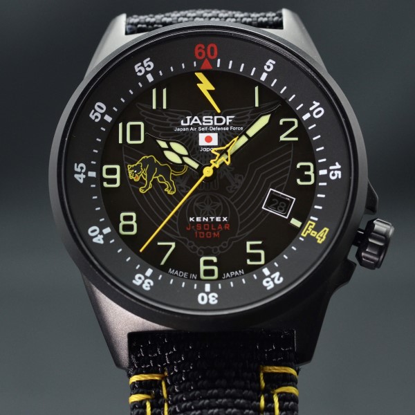 JSDFソーラー 空自 第8飛行隊 F-4EJ改ファントムII特別塗装モデル