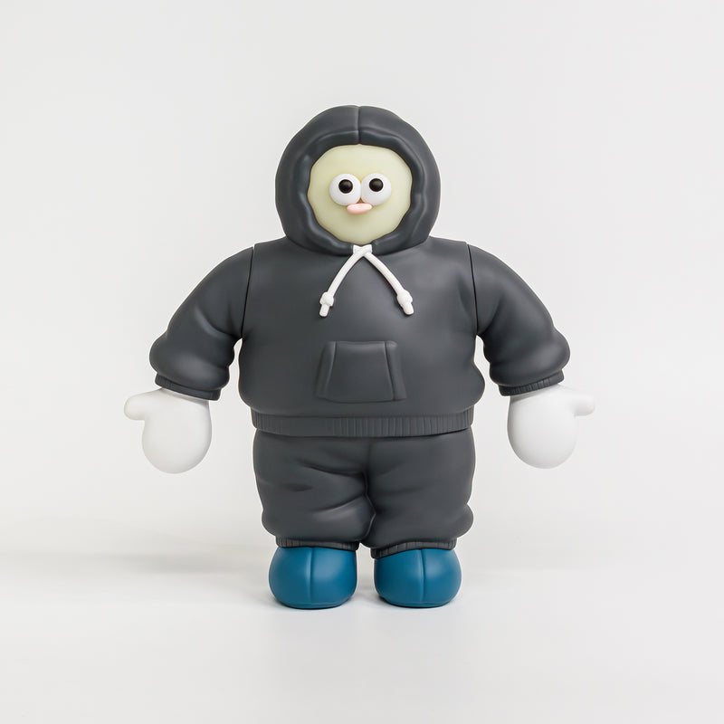 3 スウェットを着たソフビのトモダチ！ / The TOMODACHI！