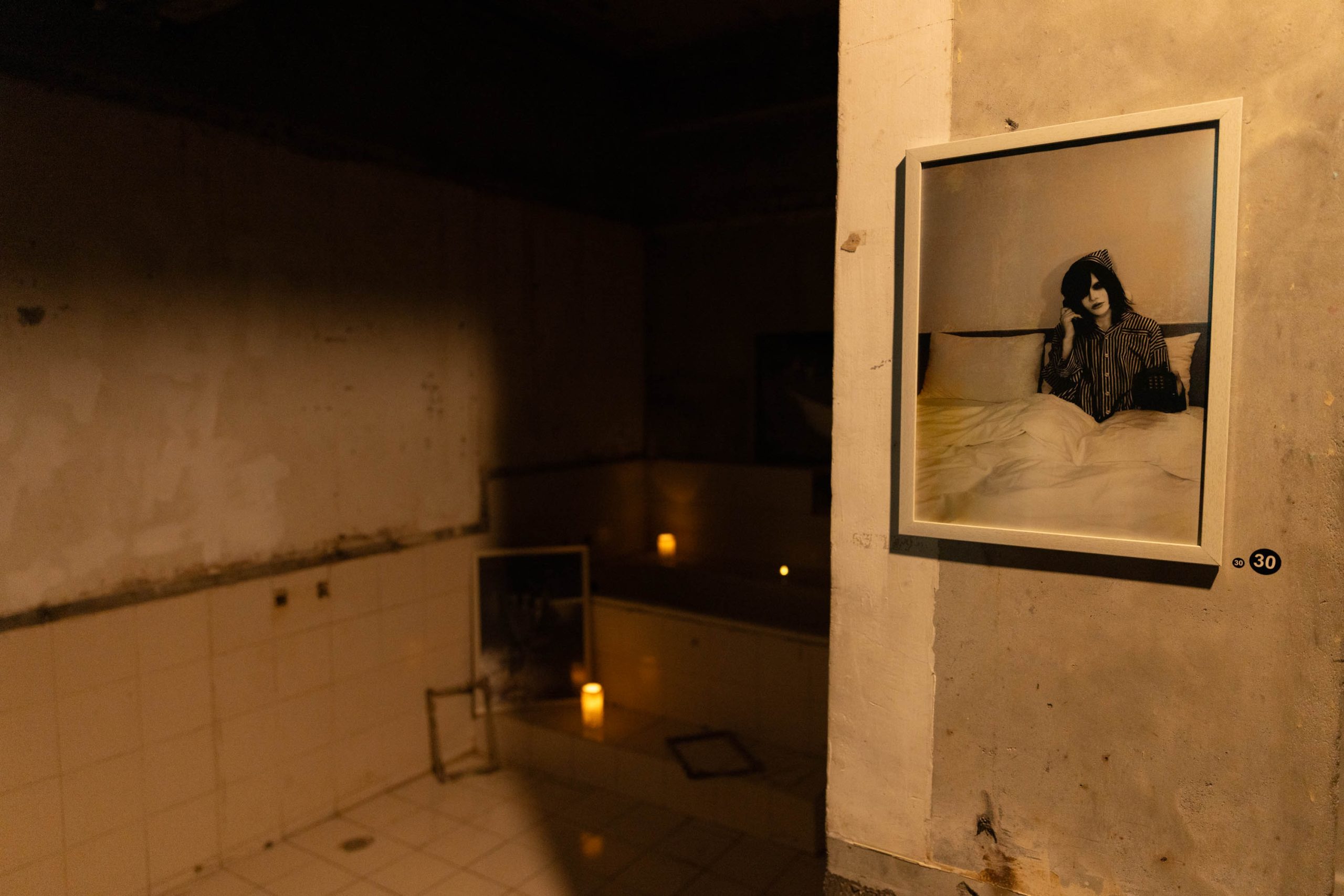 探索虛實之間的邊界/ 走進寫真館Gelatin X 有村⻯太朗「幽園地/ yûenti