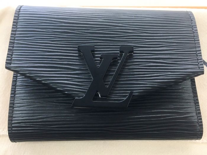 ルイヴィトン エピ ポルトフォイユ・ヴィクトリーヌ M69218 – キングラム