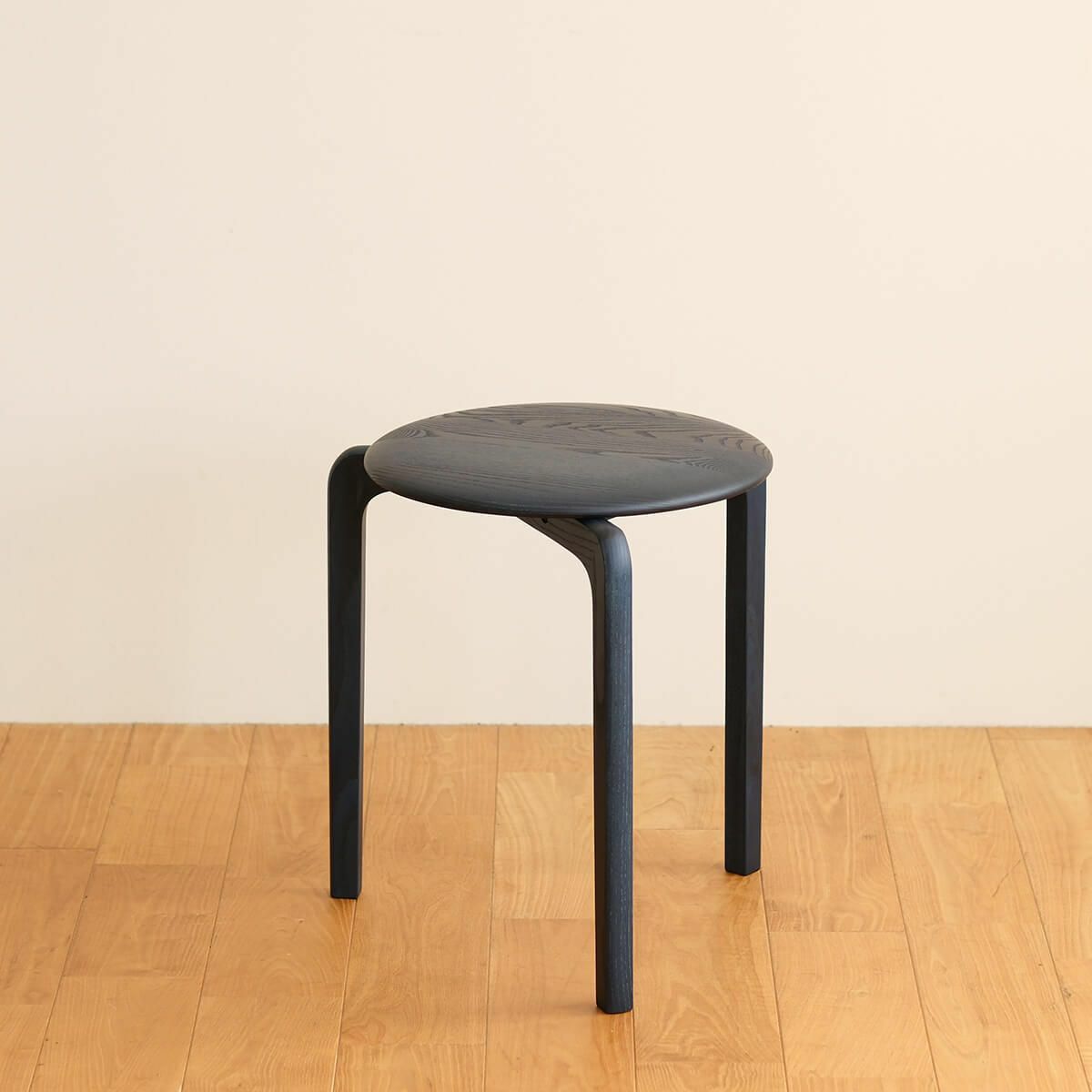 LISCIO | Stool 藍染 (3本脚スツール) | DENTO STORE | 額縁・家具