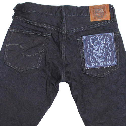 鬼デニム14オンス初代鬼デニムテーパード緯糸ブラックジーンズ