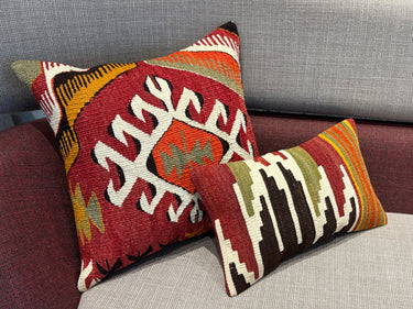 オールドキリム キリムクッションカバー 45×45㎝ (C-15476) – キリム屋
