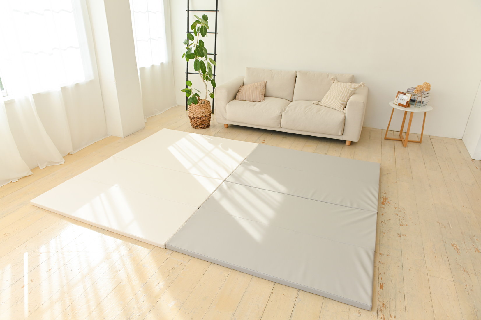 折りたたみプレイマット グレー | KISSBABY