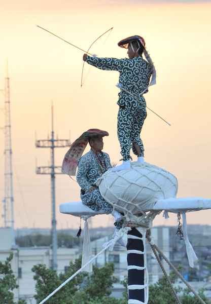 決死の大技”圧倒 龍ケ崎で撞舞 | きたかんナビ
