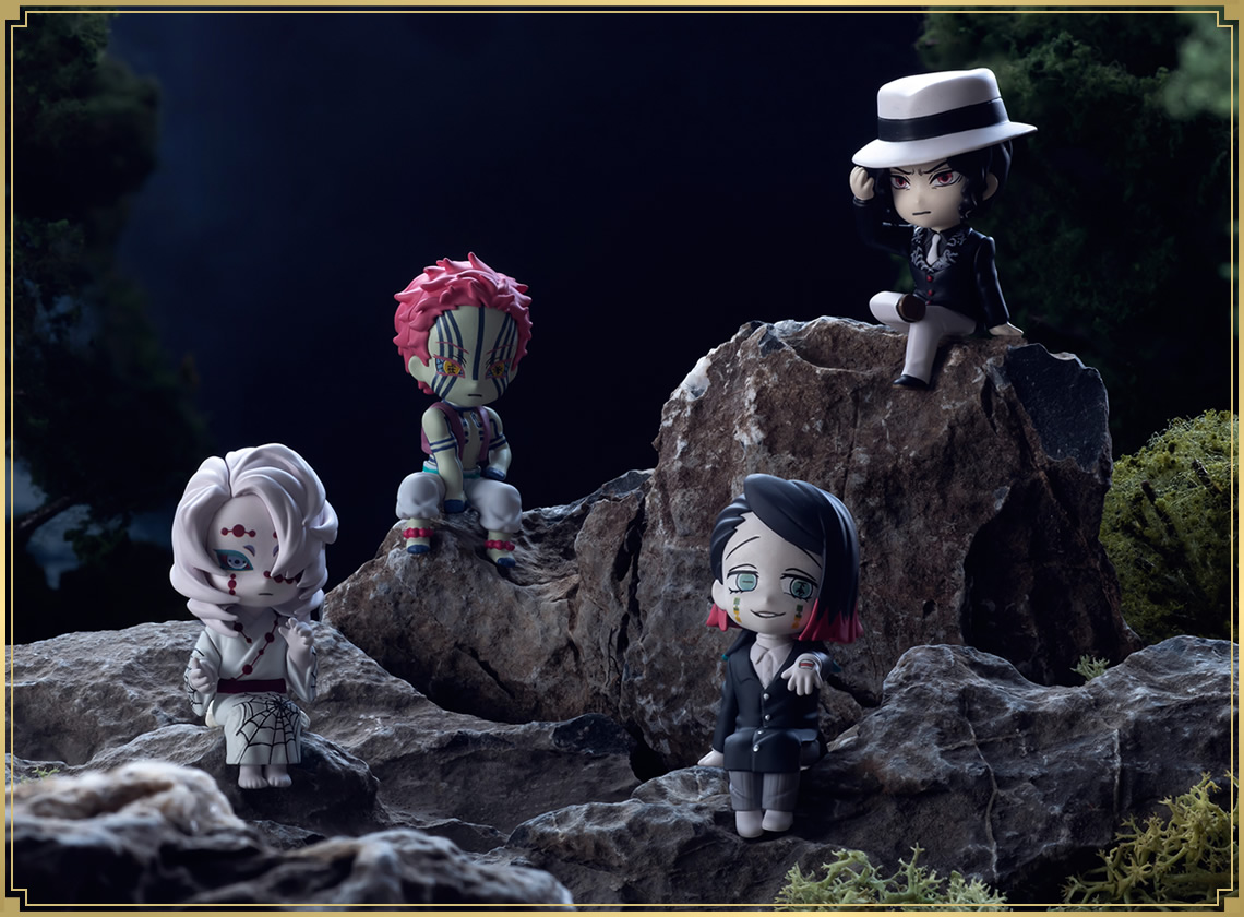 座る「鬼滅の刃」25体セット | キタンクラブ