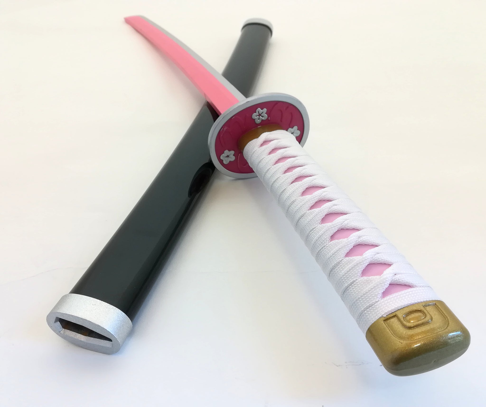 栗花落カナヲ つゆりかなを 日輪刀 きめつのやいば 鬼滅の刃 鬼殺隊